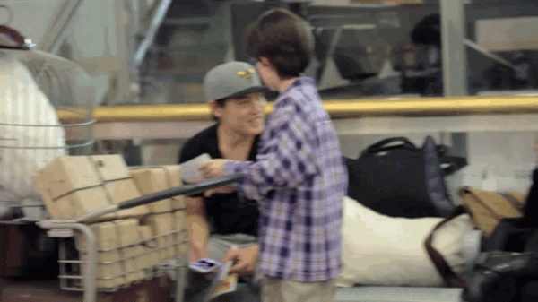 anigif_enhanced-buzz-21216-1384885507-37