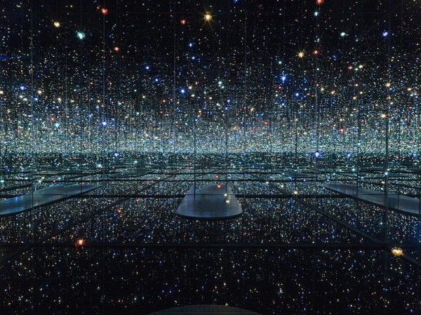 infinity-mirrored-room-yayoi-kusama-2