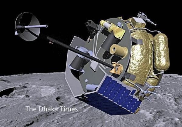 MX-1-Lunar-Lander-In-Orbit-Around-The-Moon