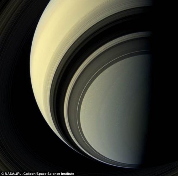 Southern-Hemisphere-of-Saturn