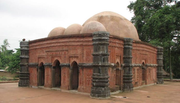 দিনাজপুরের ঐতিহাসিক সুরা মসজিদ 1