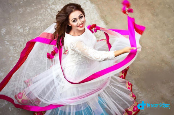 Nusrat Faria & Imran Hashmi-3