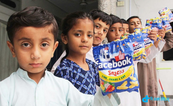 children eat Facebook