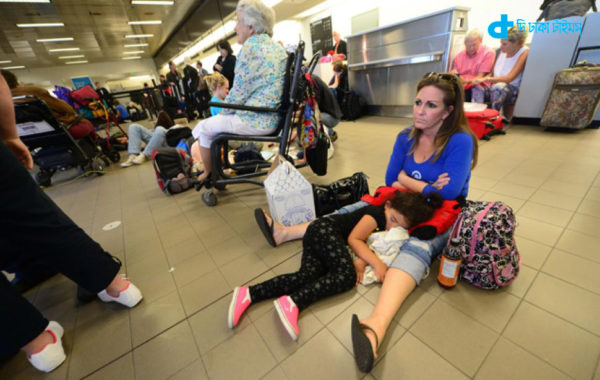 rich-poor distinction at airport