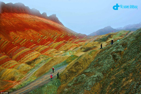 story of a mysterious colored hills-2