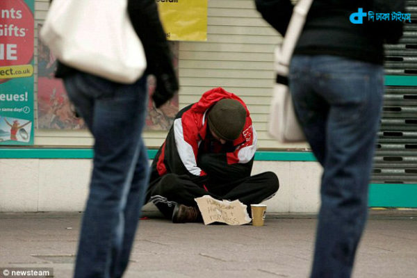 British prime minister is one of beggars earn