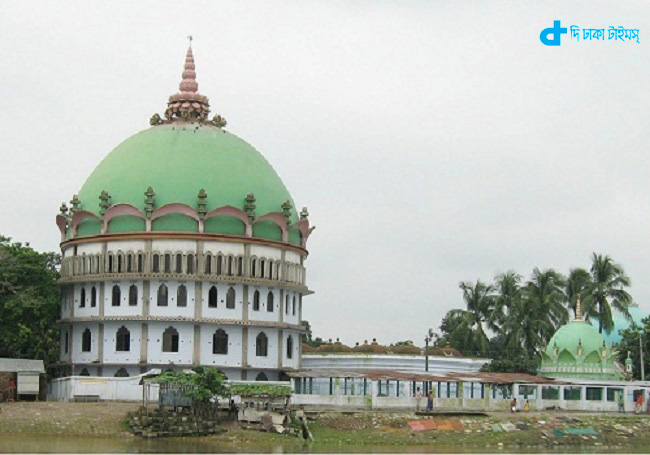 শাহজাদপুরের ঐতিহাসিক মখদুম শাহদ্দৌলা জামে মসজিদ 1