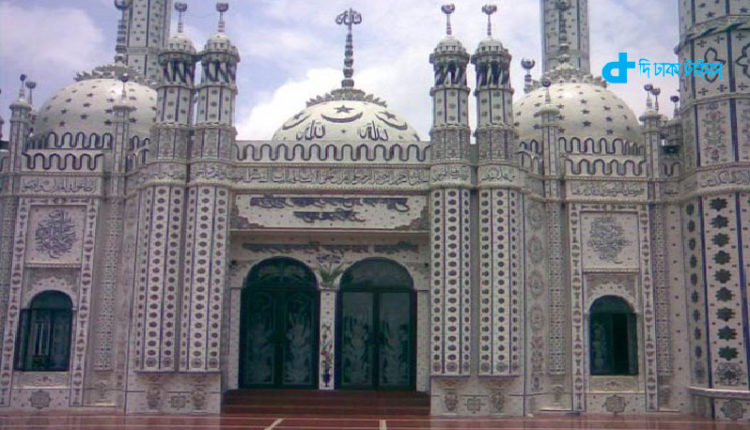 বায়তুল আজগর সাত গম্বুজ জামে মসজিদ 1