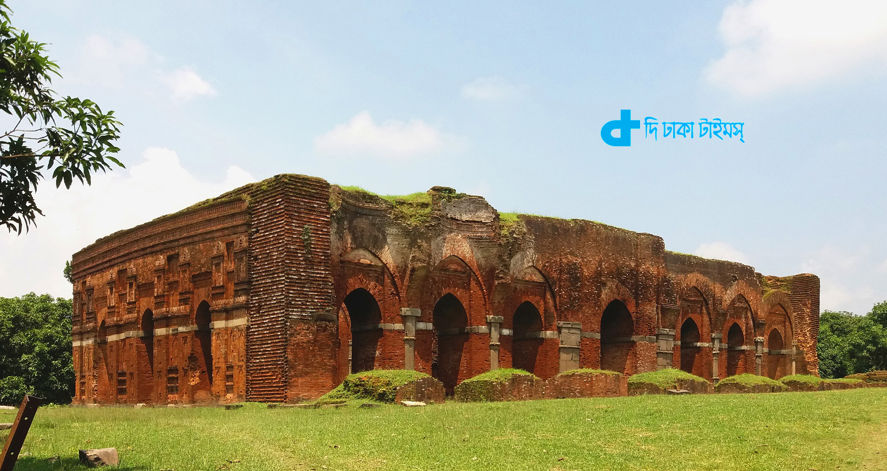 চাঁপাইনবাবগঞ্জের ঐতিহাসিক দারাস বাড়ি মসজিদ 10