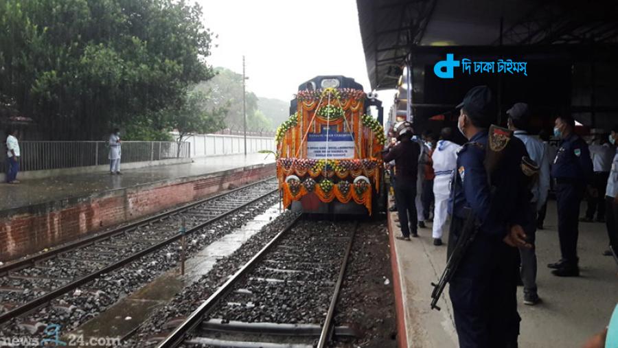 ভারত বাংলাদেশকে ১০টি ব্রডগেজ রেল ই‌ঞ্জিন দিয়েছে 1