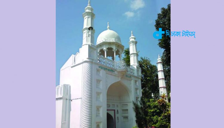 কুমিল্লার ঐতিহাসিক শাহ সুজা মসজিদ 1