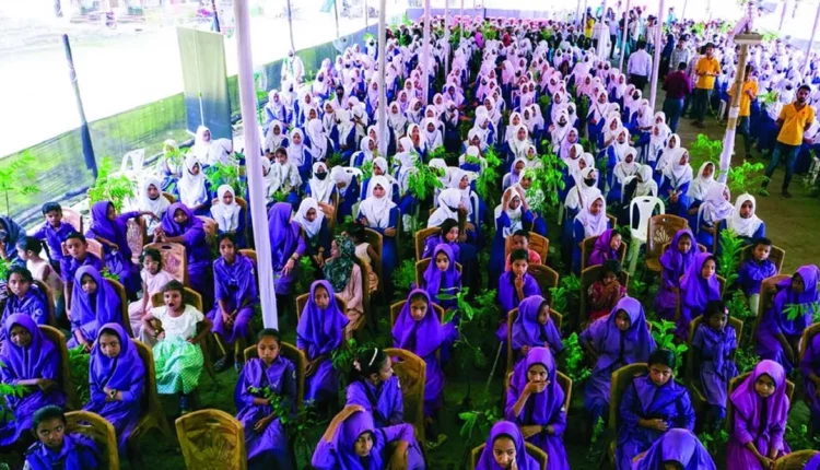 বৃক্ষরোপণ মহোত্সব: সবুজায়নের অনন্য এক দৃষ্টান্ত স্থাপন 1