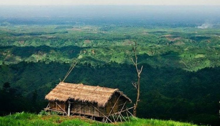 পাহাড়ী অঞ্চলের এক প্রাকৃতিক দৃশ্য 1