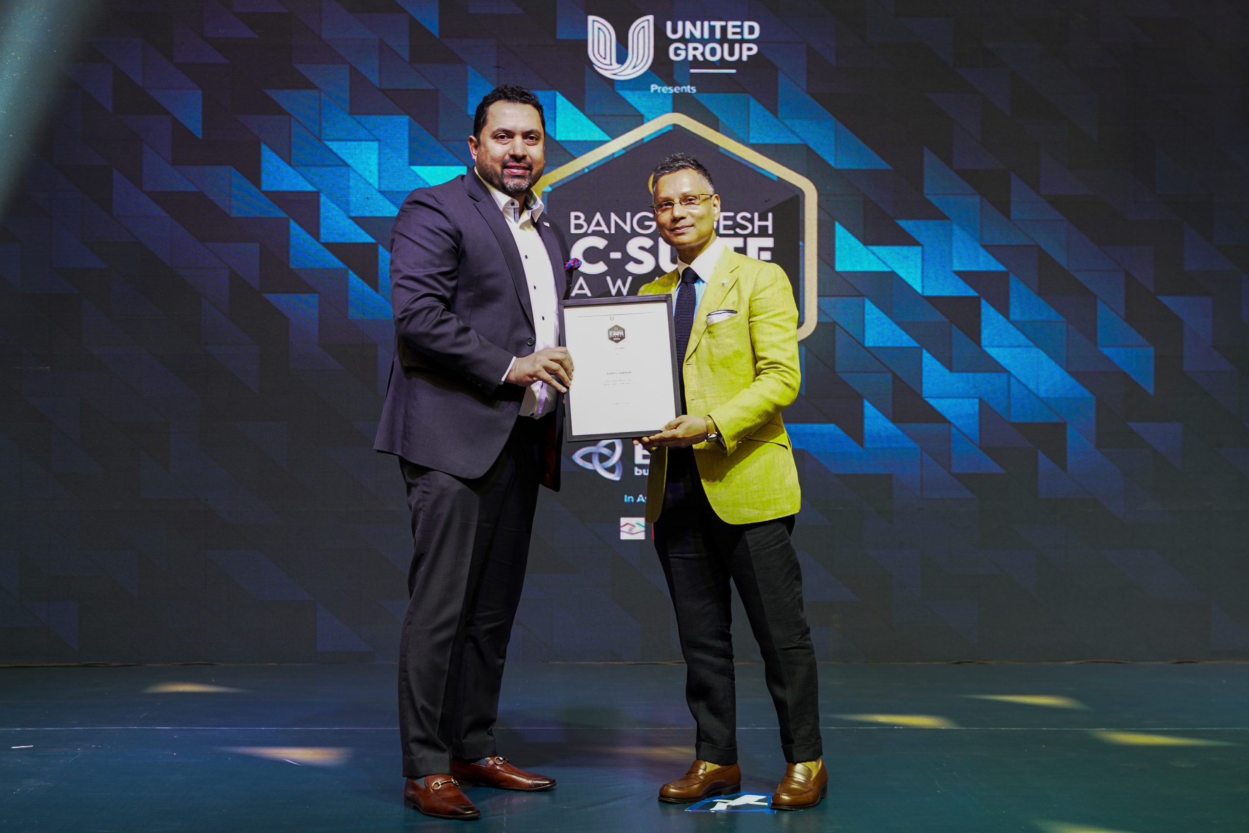 টেকনোলজি লিডারশিপে উৎকর্ষের জন্য সি-সুইট অ্যাওয়ার্ড পেলেন বিএটি বাংলাদেশ এর সারজিল সারওয়ার 4