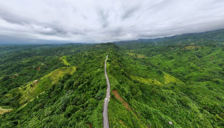 পাখির চোখে দেখা পাহাড়ী দৃশ্য 1 পাখির চোখে দেখা পাহাড়ী দৃশ্য 1