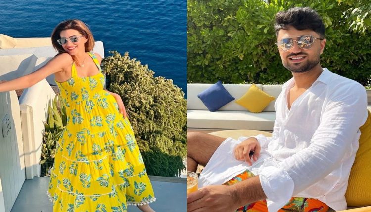 বলিউড অভিনেত্রী কৃতি ১০ বছরের ছোট কোটিপতি ব্যবসায়ীর সঙ্গে বিয়ের পিঁড়িতে বসছেন! 1 বলিউড অভিনেত্রী কৃতি ১০ বছরের ছোট কোটিপতি ব্যবসায়ীর সঙ্গে বিয়ের পিঁড়িতে বসছেন! 1