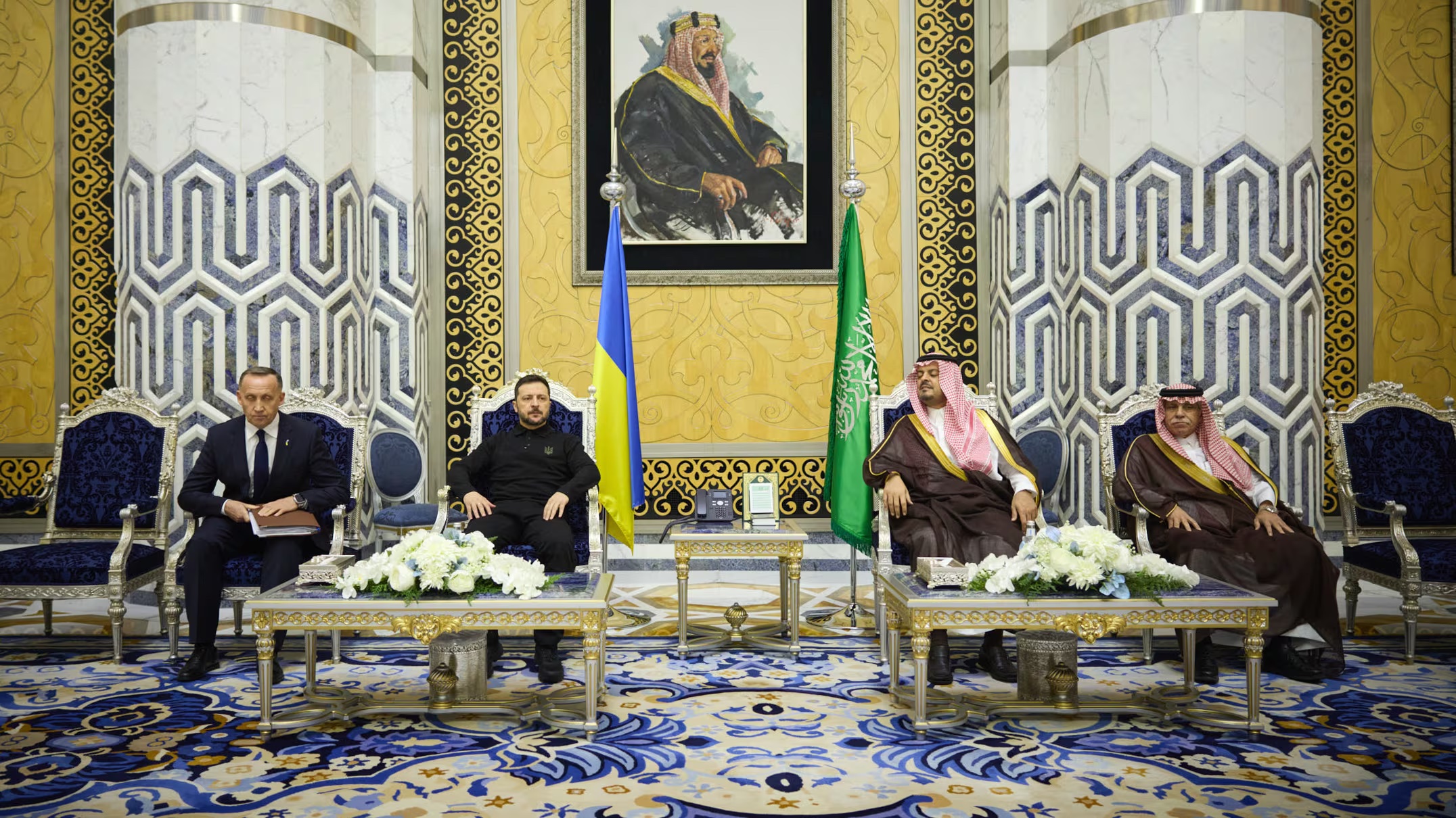 মার্কিন যুক্তরাষ্ট্রের দেওয়া ৩০ দিনের যুদ্ধবিরতির প্রস্তাবে রাজি ইউক্রেন 28