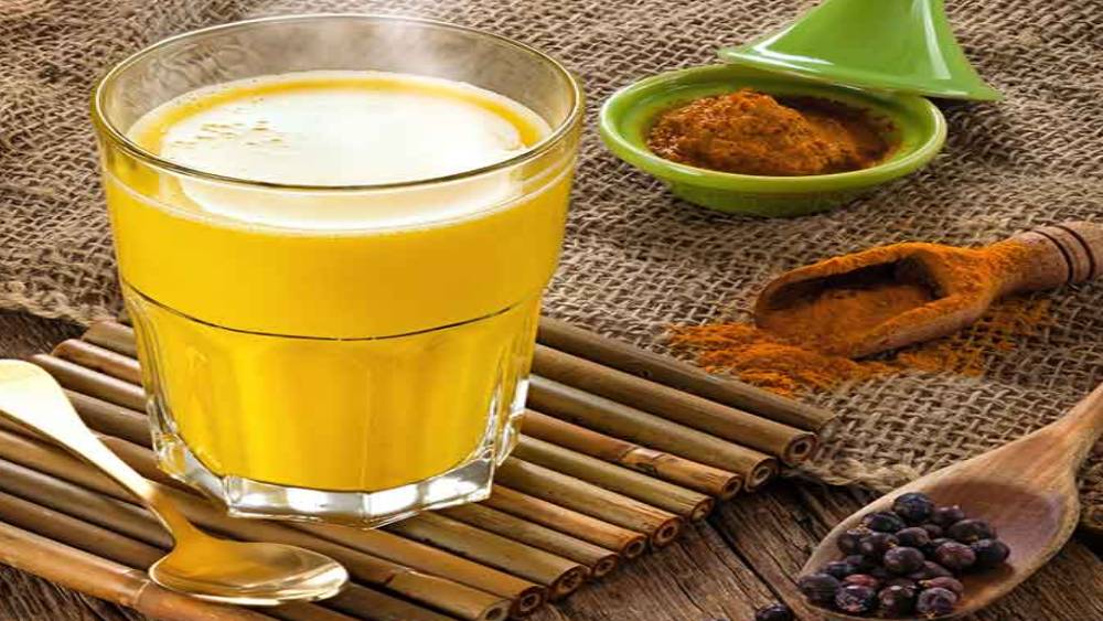 ঘুম থেকে উঠেই হলুদ ও গোলমরিচের পানি খেলেই সেরে যাবে ব্রণ! সত্যিই কী এমনটি হতে পারে? 7