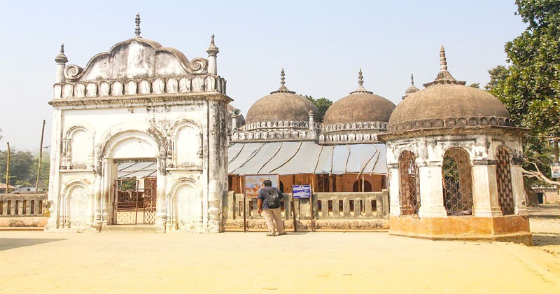 কুষ্টিয়ার ঐতিহ্যবাহী ঝাউদিয়া শাহী মসজিদ 1