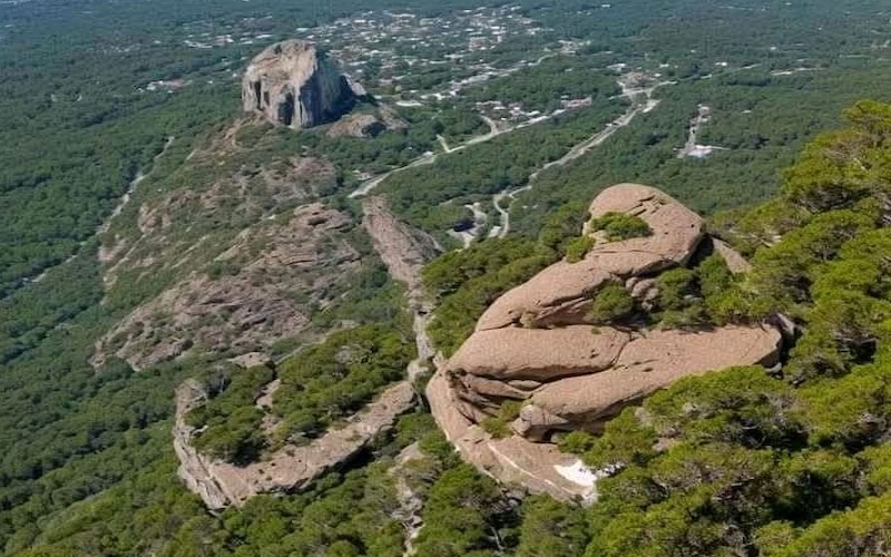 পাখির চোখে পাহাড়ের বিশালতা 13