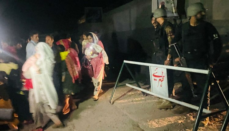 দুটি মসজিদেও হামলা: পাকিস্তানের ২৪ স্থাপনায় হামলা করলো ভারত 1 দুটি মসজিদেও হামলা: পাকিস্তানের ২৪ স্থাপনায় হামলা করলো ভারত 1