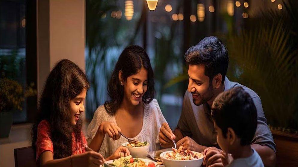 সতর্ক করলেন পুষ্টিবিদ: ডিনারে যে ৩টি খাবার খেলেই বিপদ 22