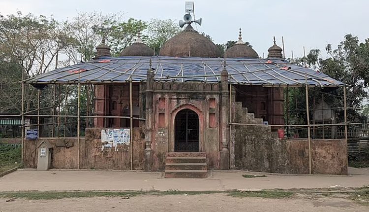 ব্রাহ্মণবাড়িয়ার ঐতিহাসিক উলচাপাড়া শাহী জামে মসজিদ 1 ব্রাহ্মণবাড়িয়ার ঐতিহাসিক উলচাপাড়া শাহী জামে মসজিদ 1