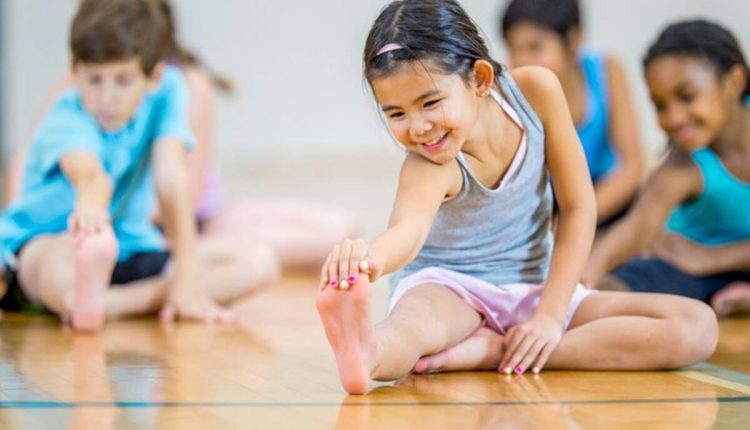 শুধু দৌড়ঝাঁপই নয় নির্দিষ্ট কিছু ব্যায়ামেও স্বাস্থ্য ভালো থাকবে শিশুর 1 শুধু দৌড়ঝাঁপই নয় নির্দিষ্ট কিছু ব্যায়ামেও স্বাস্থ্য ভালো থাকবে শিশুর 1