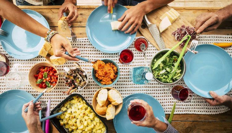 পুষ্টিকর হলেও যে খাবার ডিনারে খাবেন না 1 পুষ্টিকর হলেও যে খাবার ডিনারে খাবেন না 1