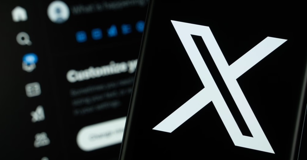 হোয়াটসঅ্যাপের আদলে একাধিক নতুন সুবিধা চালু করলো এক্স 22