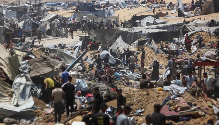 গাজায় ইসরায়েলি হামলায় একদিনে ১১০ ফিলিস্তিনি নিহত 5