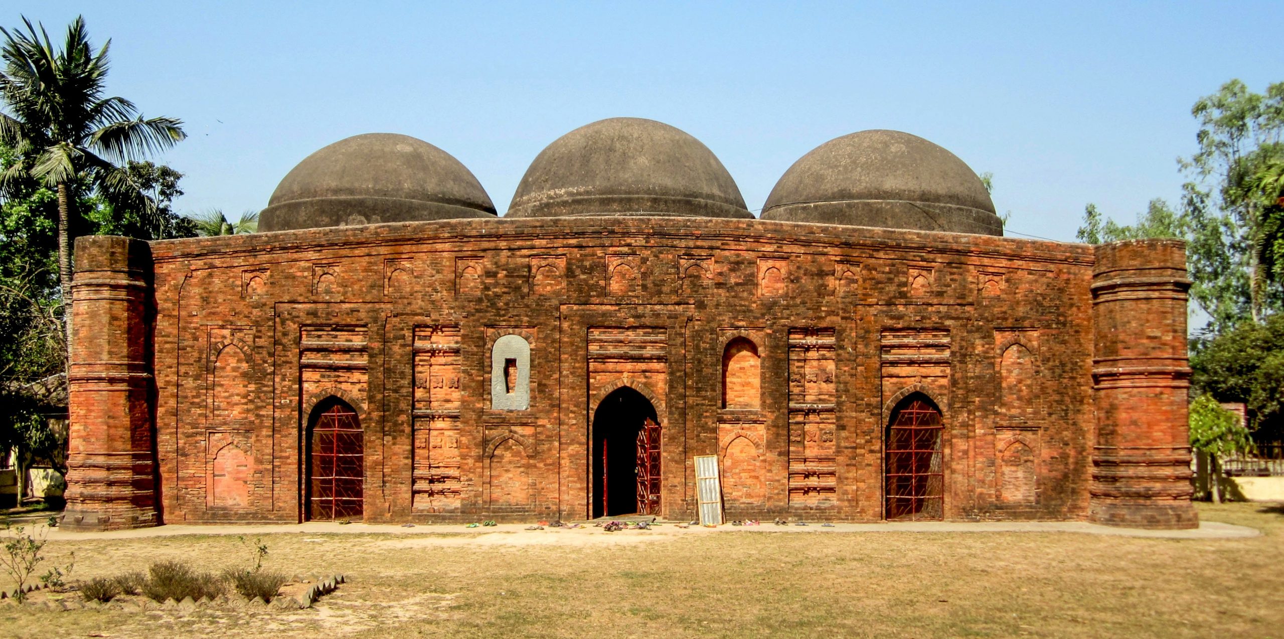 বগুড়ার ঐতিহাসিক মসজিদ খেরুয়া মসজিদ 37