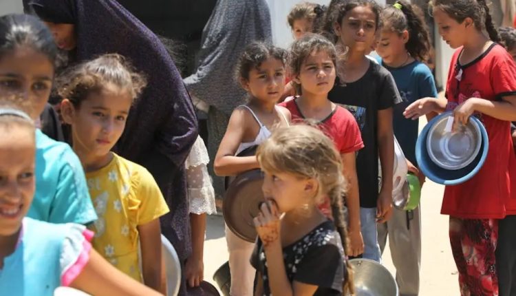 গাজায় ১৯ হাজার শিশু হত্যা করেছে ইসরায়েল 1 গাজায় ১৯ হাজার শিশু হত্যা করেছে ইসরায়েল 1