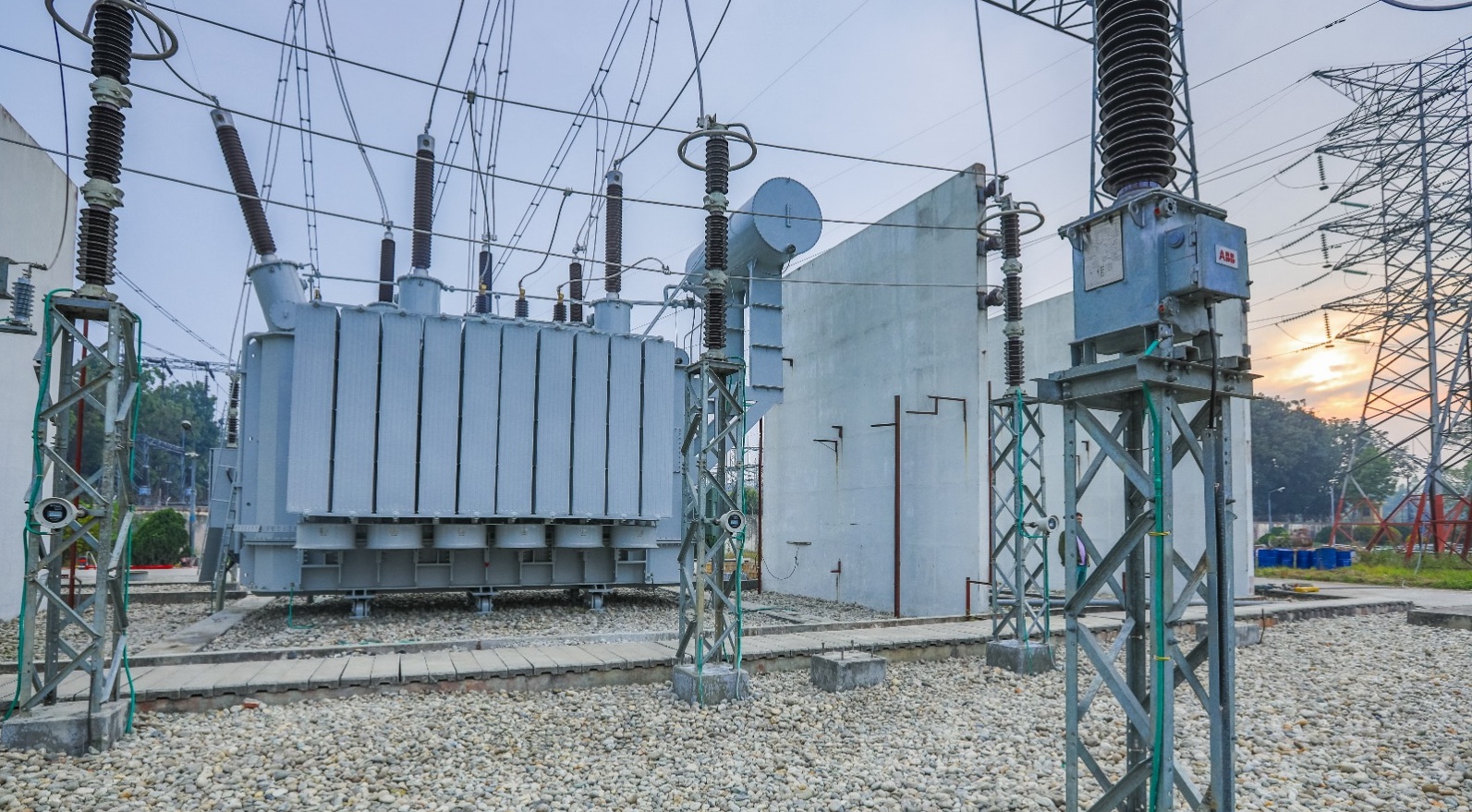 নেপালে ২৪ লাখ ডলারের বৈদ্যুতিক সরঞ্জাম রপ্তানি করলো এনার্জিপ্যাক 4