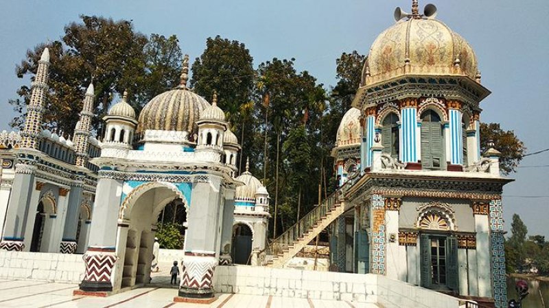 খাগড়াছড়ির সবচেয়ে পুরনো মসজিদ কেন্দ্রীয় শাহী জামে মসজিদ 1