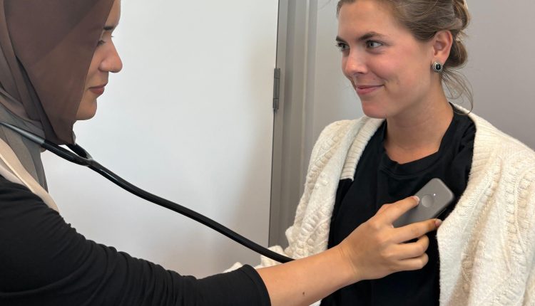 কৃত্রিম বুদ্ধিমত্তার স্টেথোস্কোপে কয়েক সেকেন্ডেই হৃদরোগ শনাক্ত! 1 কৃত্রিম বুদ্ধিমত্তার স্টেথোস্কোপে কয়েক সেকেন্ডেই হৃদরোগ শনাক্ত! 1