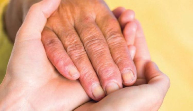 আমাদের সমাজ থেকে বড়দের সম্মান করার বিষয়টি কী উঠে যাচ্ছে? 1 আমাদের সমাজ থেকে বড়দের সম্মান করার বিষয়টি কী উঠে যাচ্ছে? 1