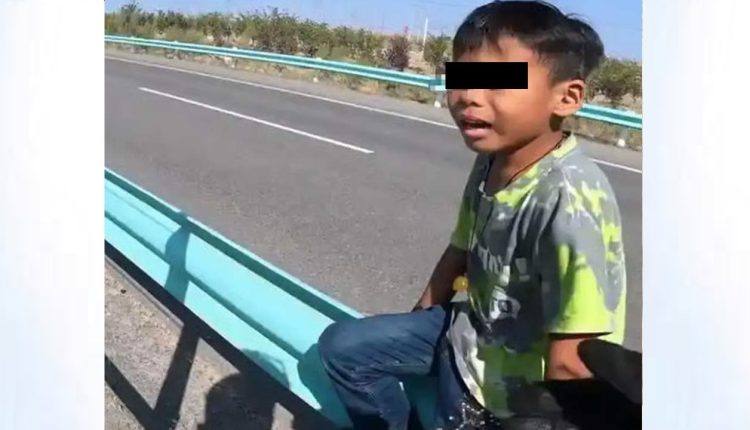 ভাইয়ের সঙ্গে মারপিট এবং ঝগড়া: শাস্তি দিতে রাস্তায় ফেলে গেলেন বাবা! 2