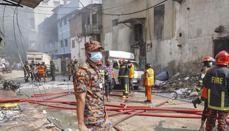 মিরপুরের রূপনগরে আগুনে ১৬ জনের মৃত্যু: আর কতো মৃত্যু দেখবে এ জাতি? 1