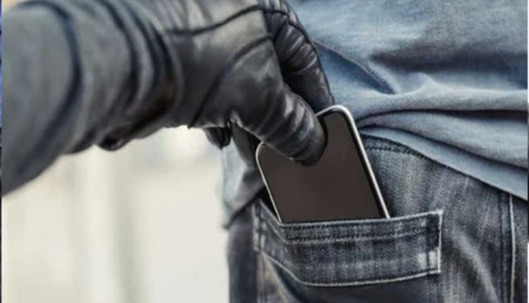 ফোন চুরি হলে আপনাকে যা করতে হবে 1 ফোন চুরি হলে আপনাকে যা করতে হবে 1