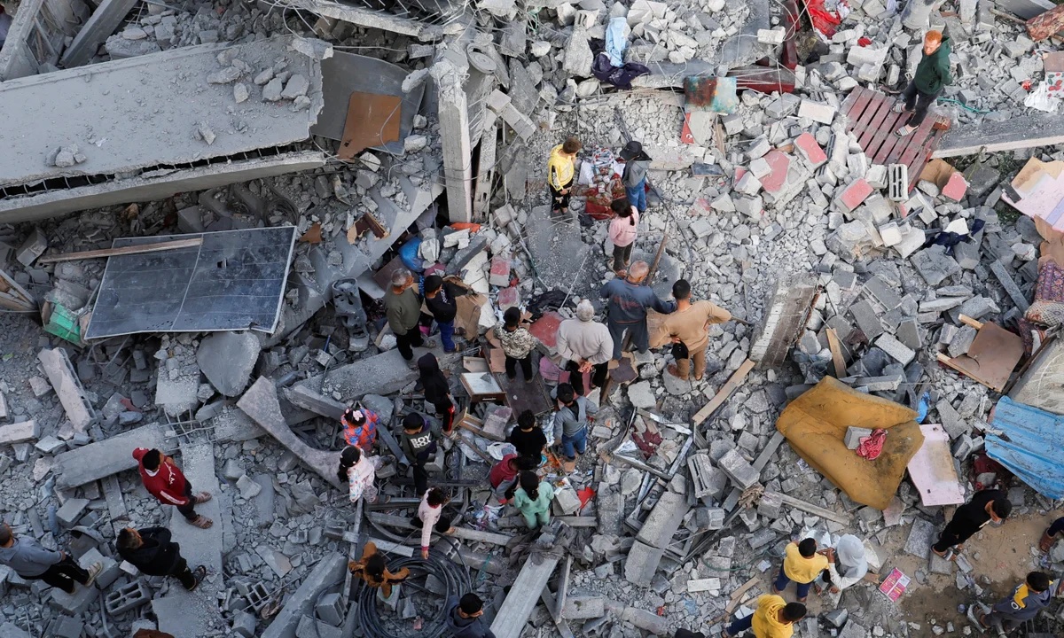 যুদ্ধবিরতি লঙ্ঘন করে গাজায় ইসরায়েলি হামলায় ১১ ফিলিস্তিনি নিহত 40