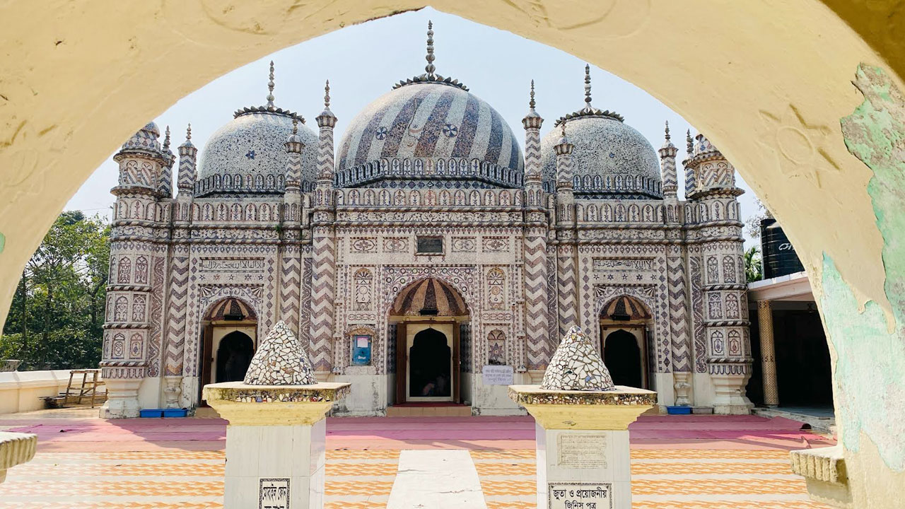 নোয়াখালির ঐতিহাসিক বজরা শাহী মসজিদ 10