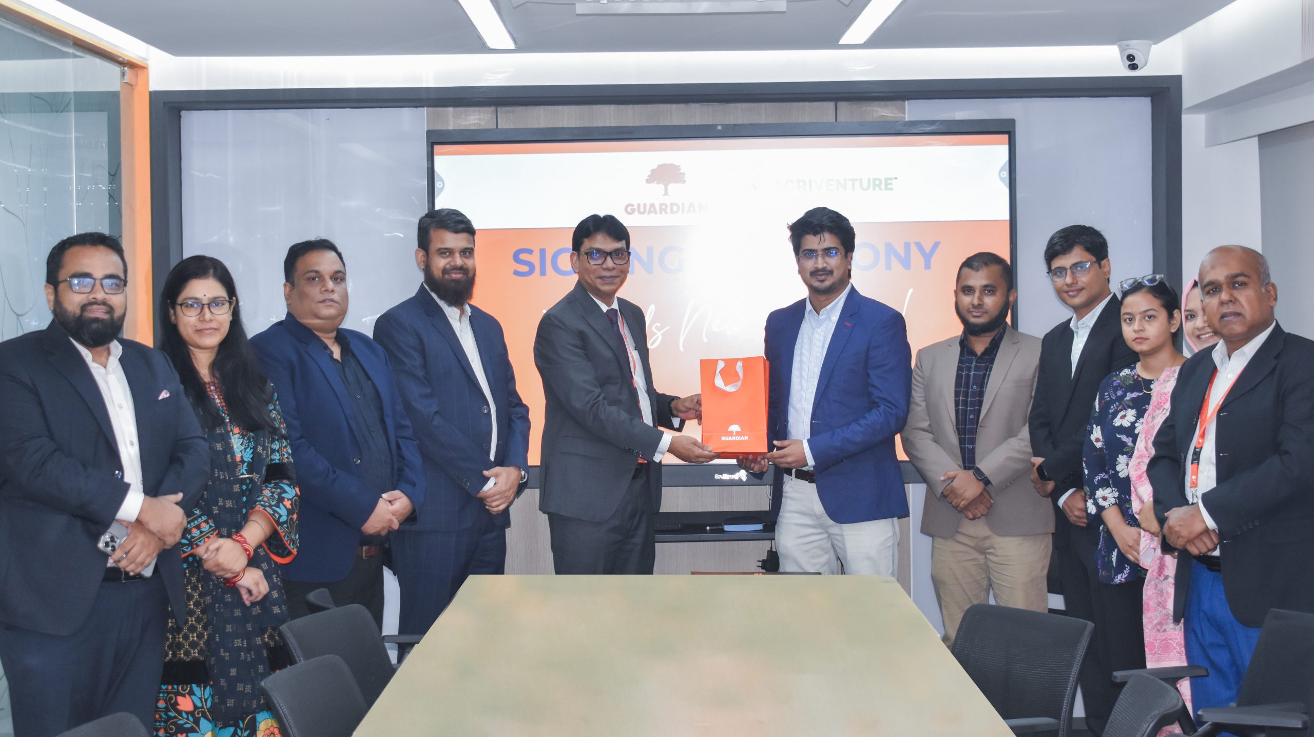 কৃষকদের ভবিষ্যৎ সুরক্ষায় গার্ডিয়ান এবং এগ্রিভেঞ্চারের চুক্তি স্বাক্ষর 3