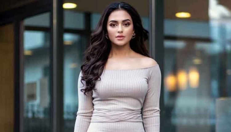 ‘তোমরাই শিখিয়েছো যে ভালোবাসা মানে ধৈর্য’ -নুসরাত ফারিয়া 1 ‘তোমরাই শিখিয়েছো যে ভালোবাসা মানে ধৈর্য’ -নুসরাত ফারিয়া 1