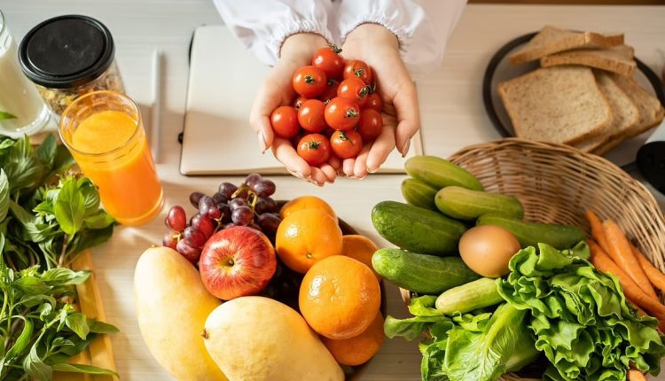 কোন কোন খাবার খেলে ক্যান্সার দূরে থাকবে 2