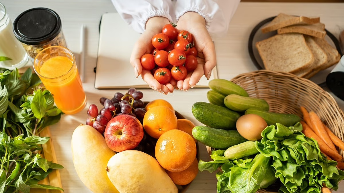 কোন কোন খাবার খেলে ক্যান্সার দূরে থাকবে 1