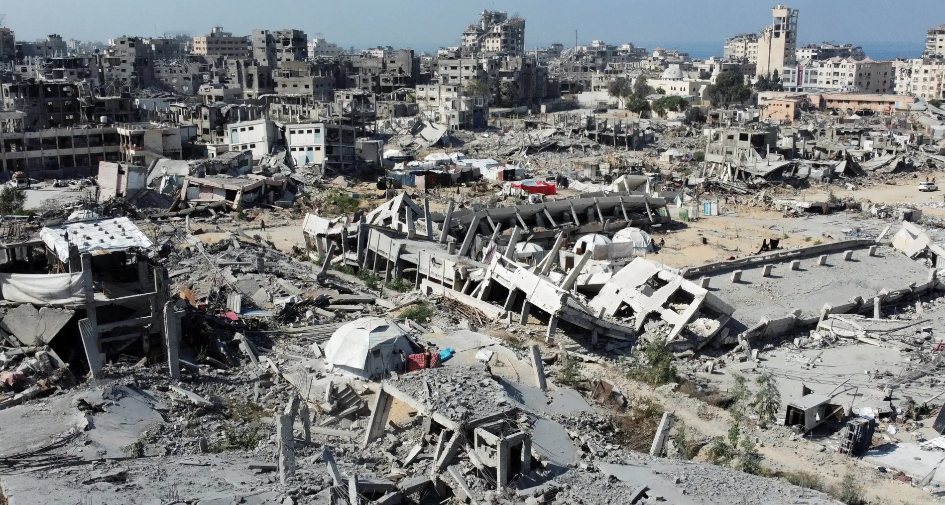 যুদ্ধবিরতির মধ্যেই গাজার একাধিক স্থানে ইসরায়েলের হামলায় নিহত ২৮ 7