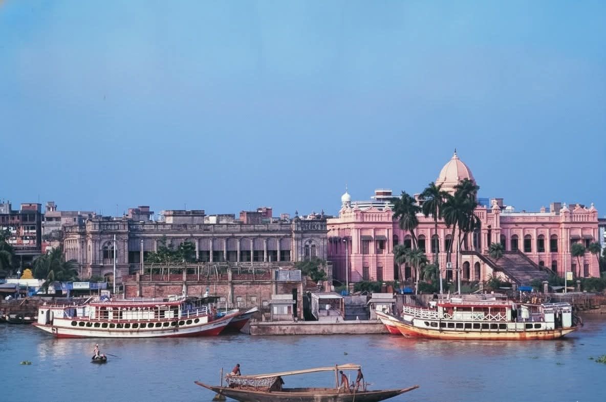 ঐতিহাসিক আহসান মঞ্জিল 13