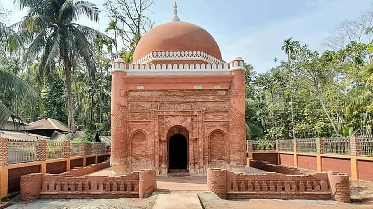 পিরোজপুরের ঐতিহাসিক মিয়াবাড়ির মসজিদ 4