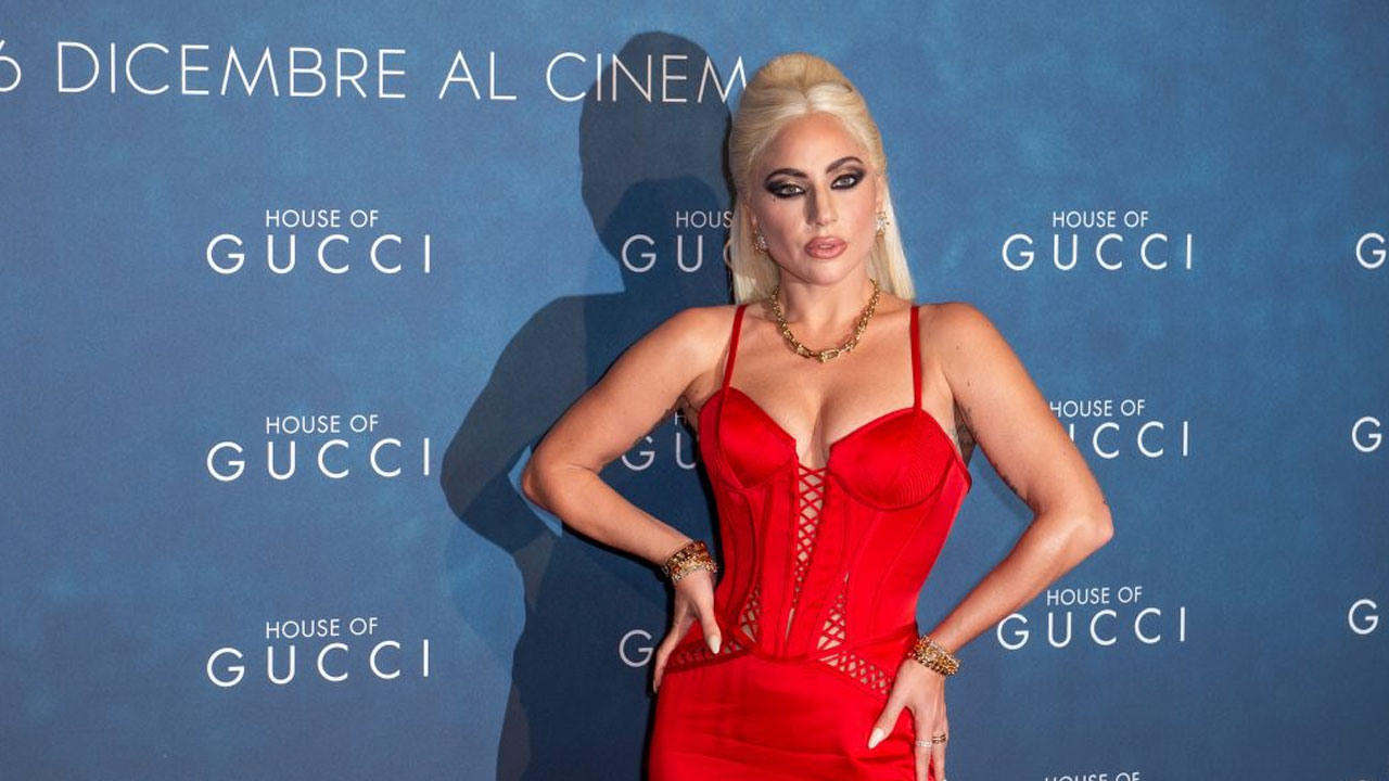 লেডি গাগা তার জীবনের ভয়ঙ্কর অভিজ্ঞতার কথা প্রকাশ করলেন 4